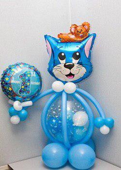 Фигура из шаров "Кот с цифрой"